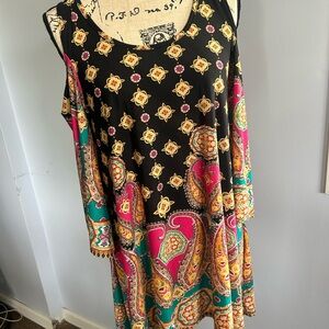 Source Unknown Asymmetrical Sleeveless Black and Pink Tunic‎